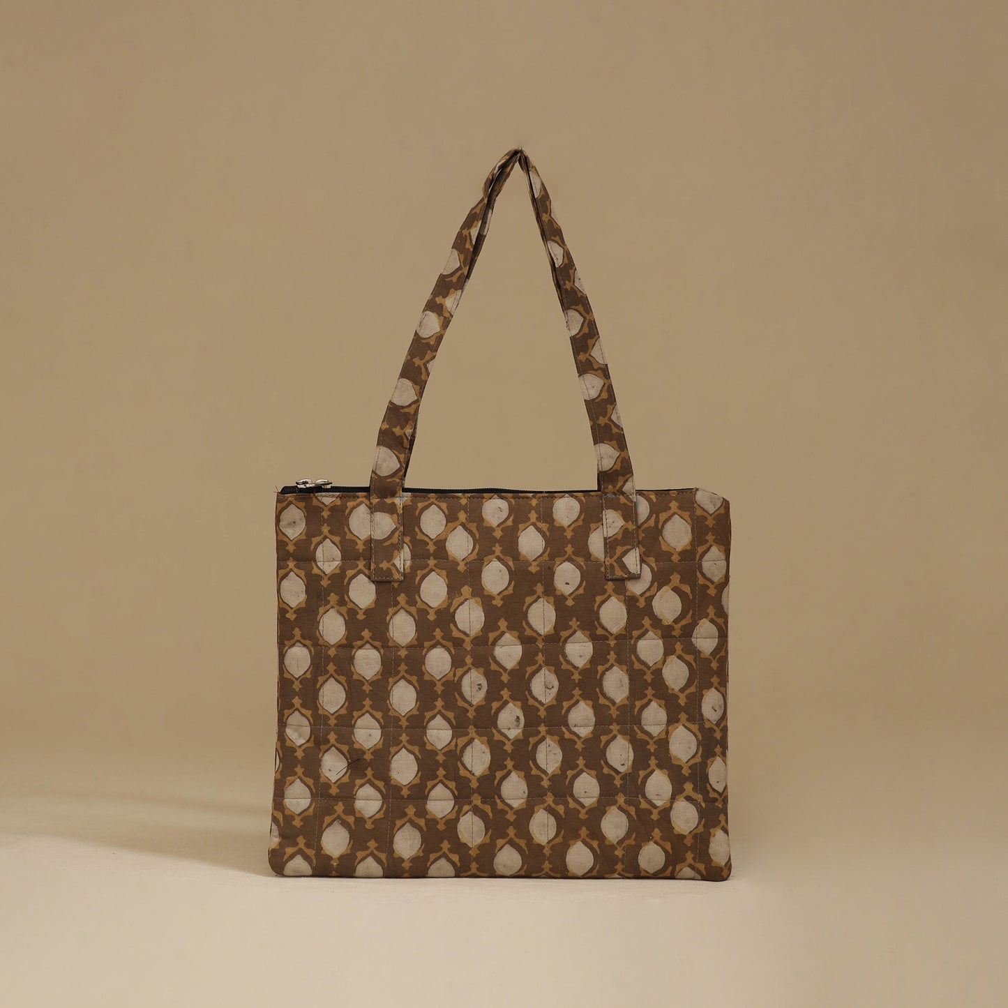 Handcrafted Cotton Quilted Handbag 08