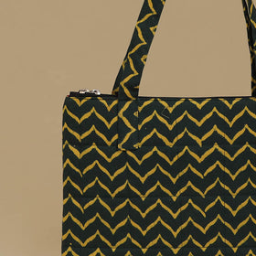 Handcrafted Cotton Quilted Handbag 10