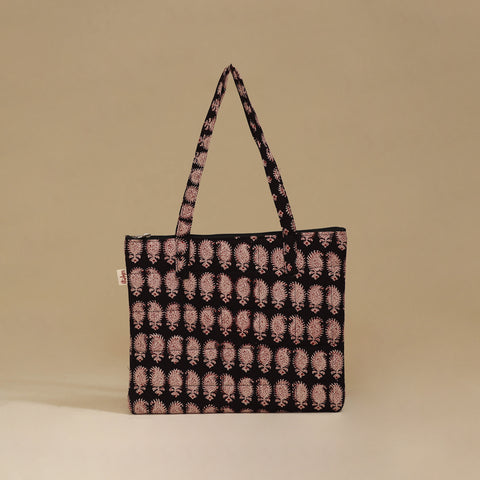 Handcrafted Cotton Quilted Handbag 16