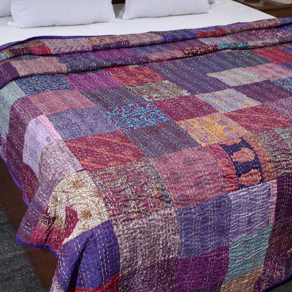 khambadiya  quilt / blanket