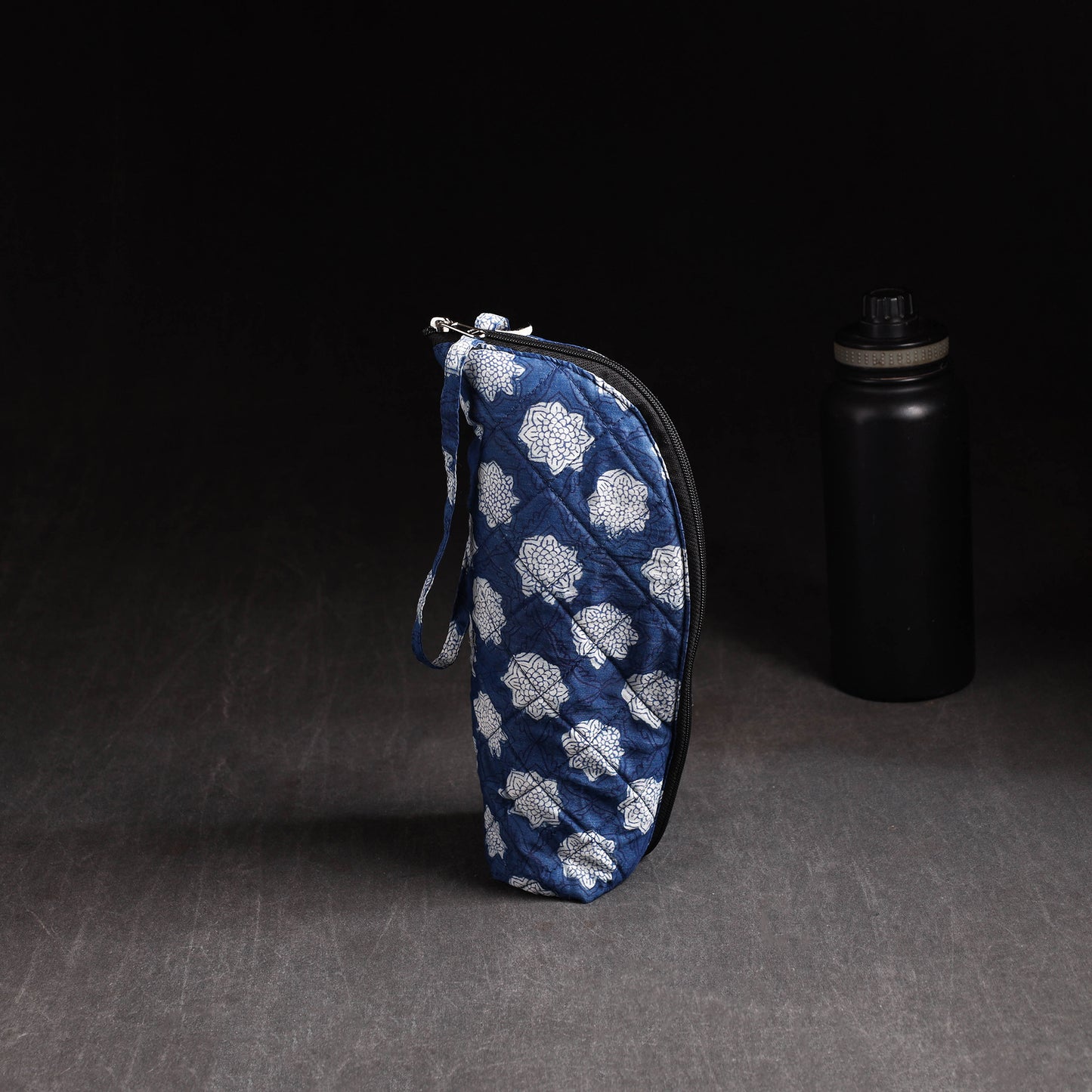 Handmade 1L Water Bottle Cover with Zipper 65