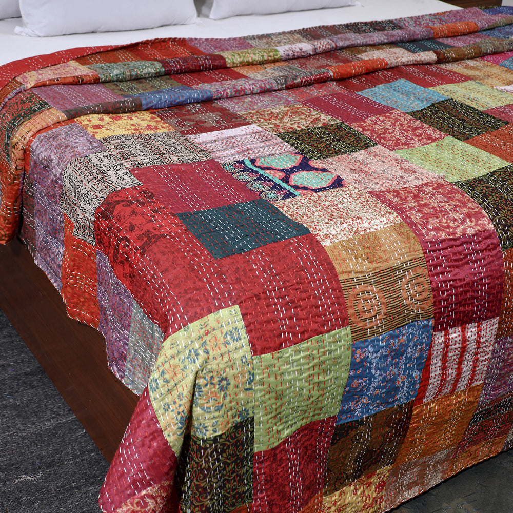 khambadiya  quilt / blanket