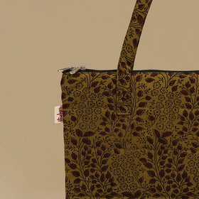 Handcrafted Cotton Quilted Handbag 03