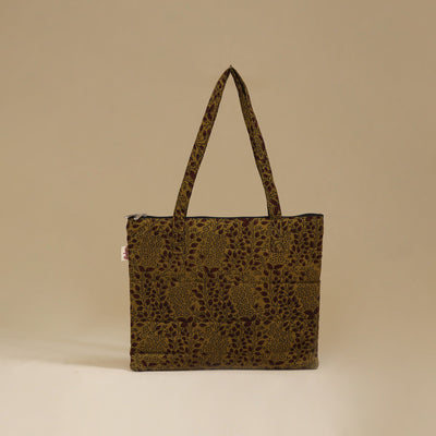 Handcrafted Cotton Quilted Handbag 03