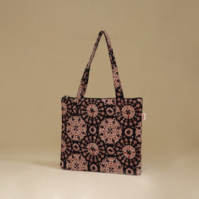 Handcrafted Cotton Quilted Handbag 09