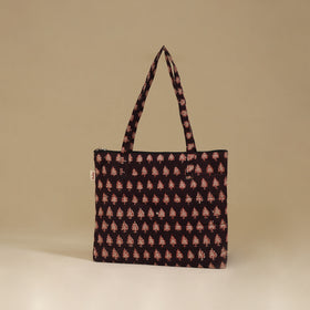 Handcrafted Cotton Quilted Handbag 10