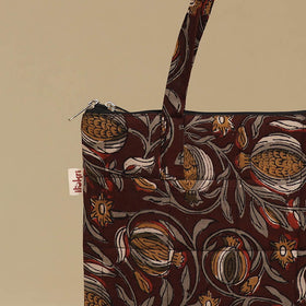 Handcrafted Cotton Quilted Handbag 16