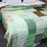 khambadiya  quilt / blanket