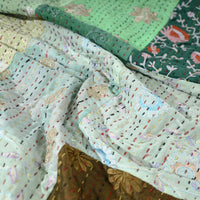 khambadiya  quilt / blanket