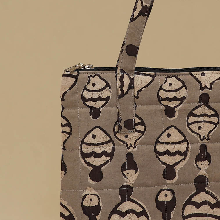 Handcrafted Cotton Quilted Handbag 25