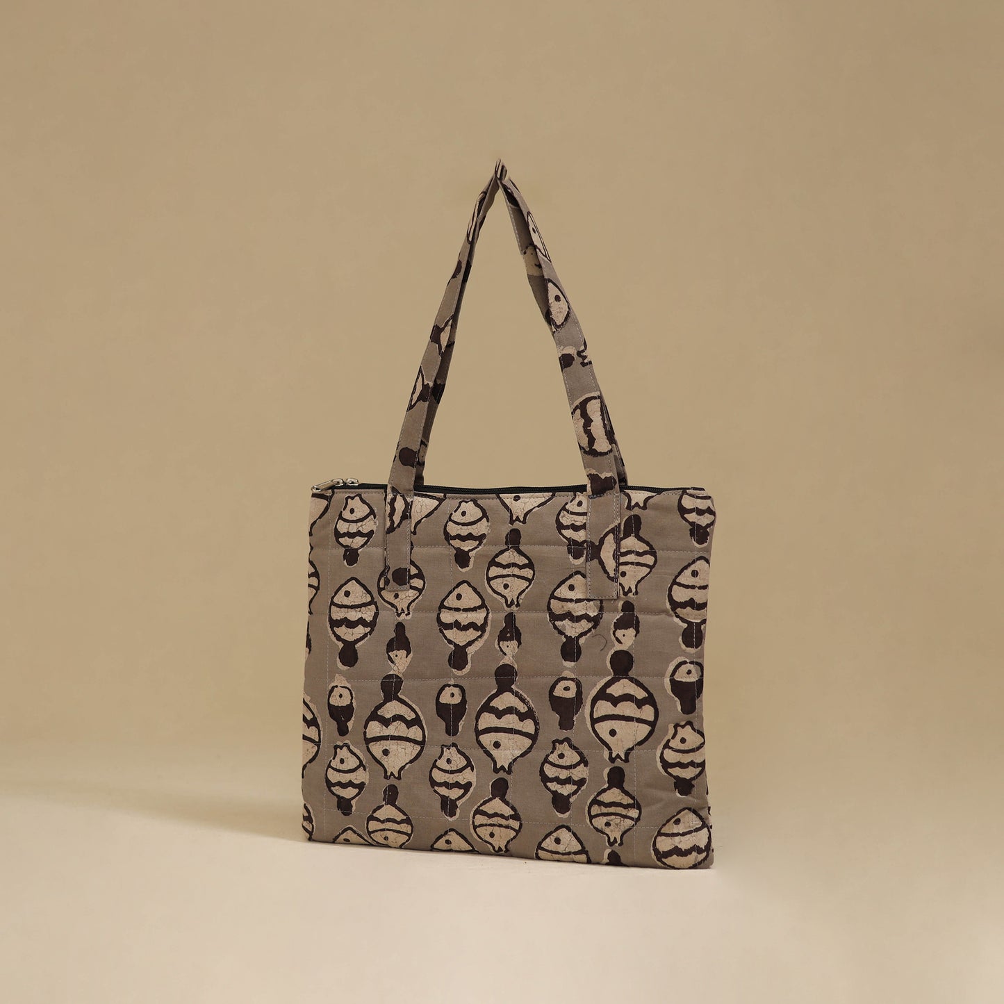 Handcrafted Cotton Quilted Handbag 25
