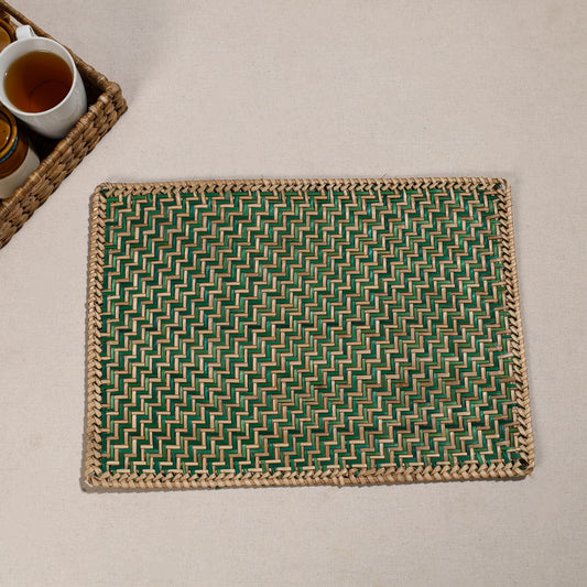 Handmade Water Hyacinth Placemat with Border from Assam (18 x 13 in)