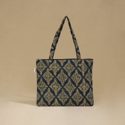 Handcrafted Cotton Quilted Handbag 39