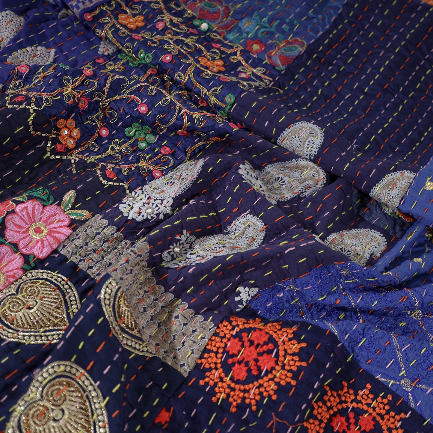 khambadiya  quilt / blanket