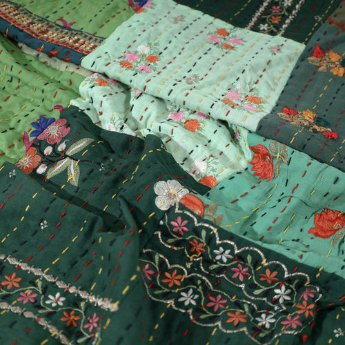 khambadiya  quilt / blanket