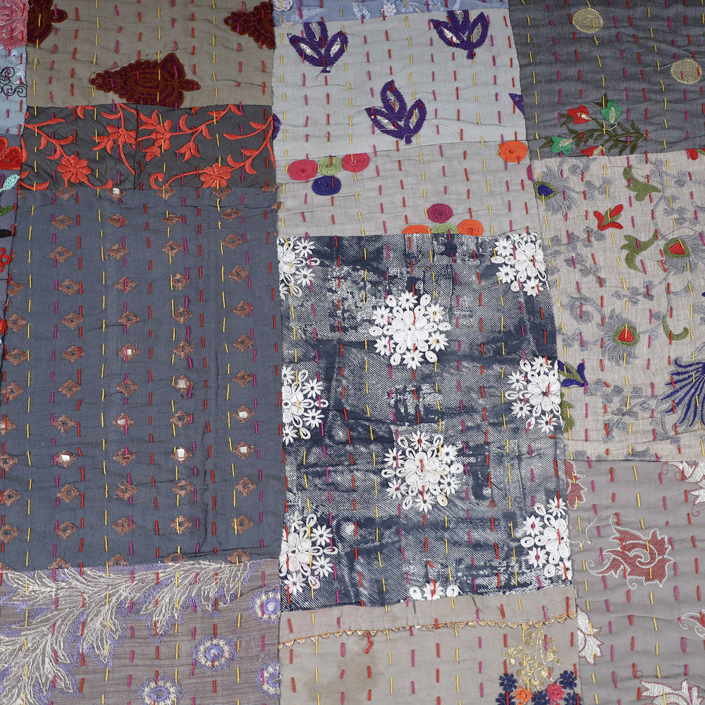 khambadiya  quilt / blanket