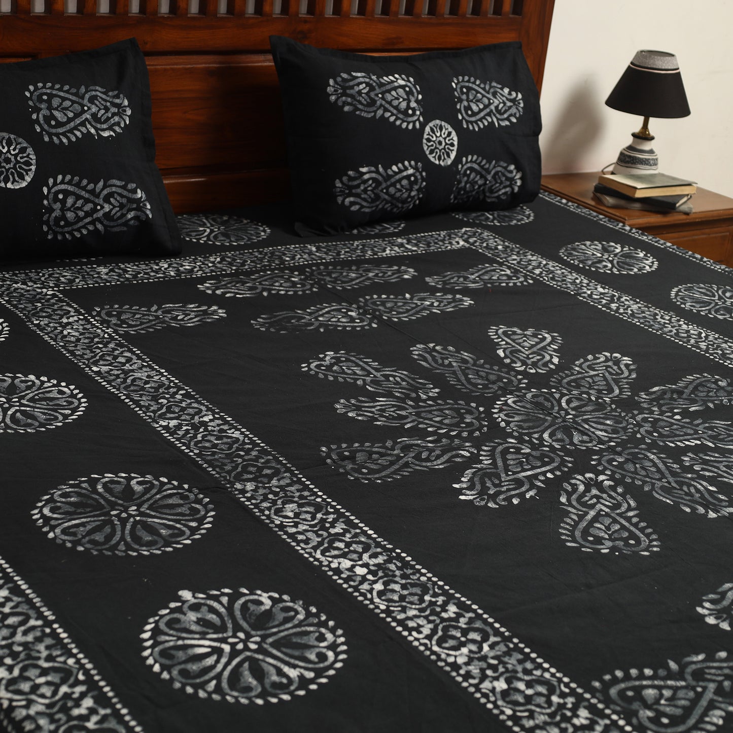 Black - Hand Batik Printed Cotton Double Bed Cover with Pillow Covers (108 x 90 in) 01