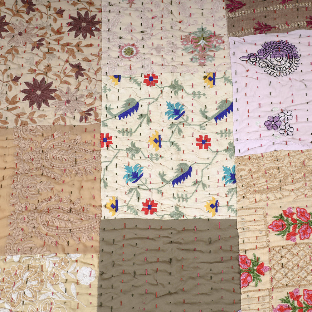 khambadiya  quilt / blanket