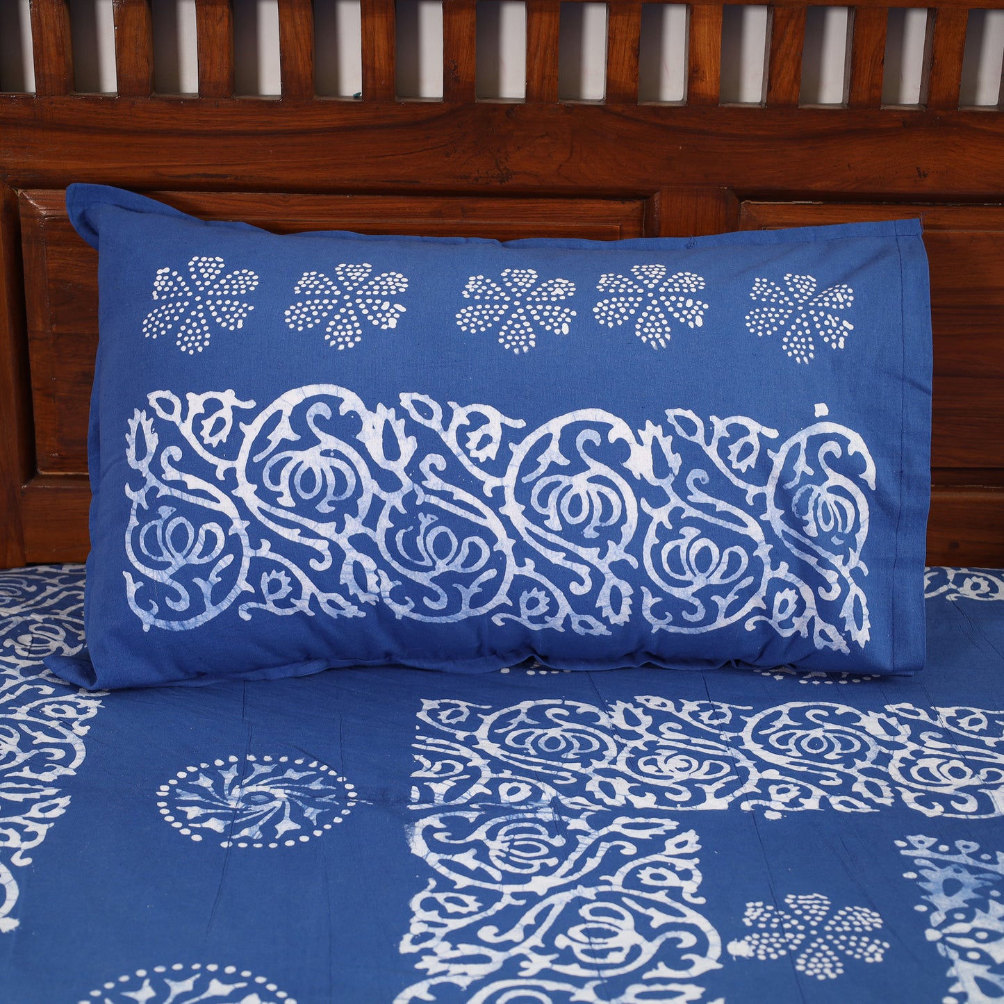 Blue - Hand Batik Printed Cotton Double Bed Cover with Pillow Covers (108 x 90 in) 04