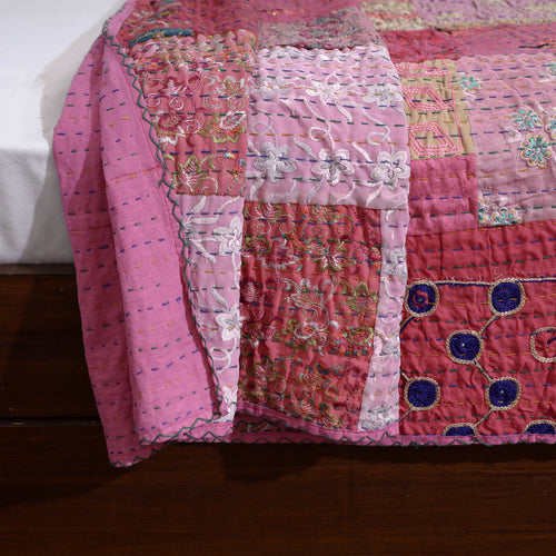 khambadiya  quilt / blanket