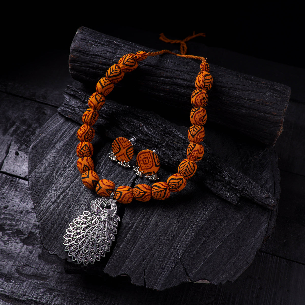 Orange - handmade fabart beads gs pendant necklace