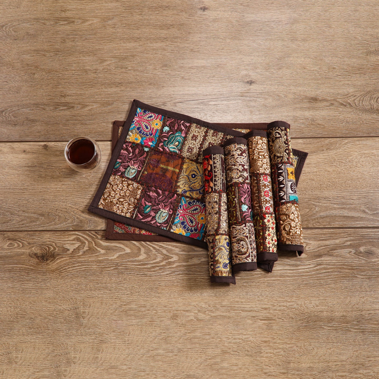 Khambadiya Patchwork Dining Table Mats (Set of 6) 04