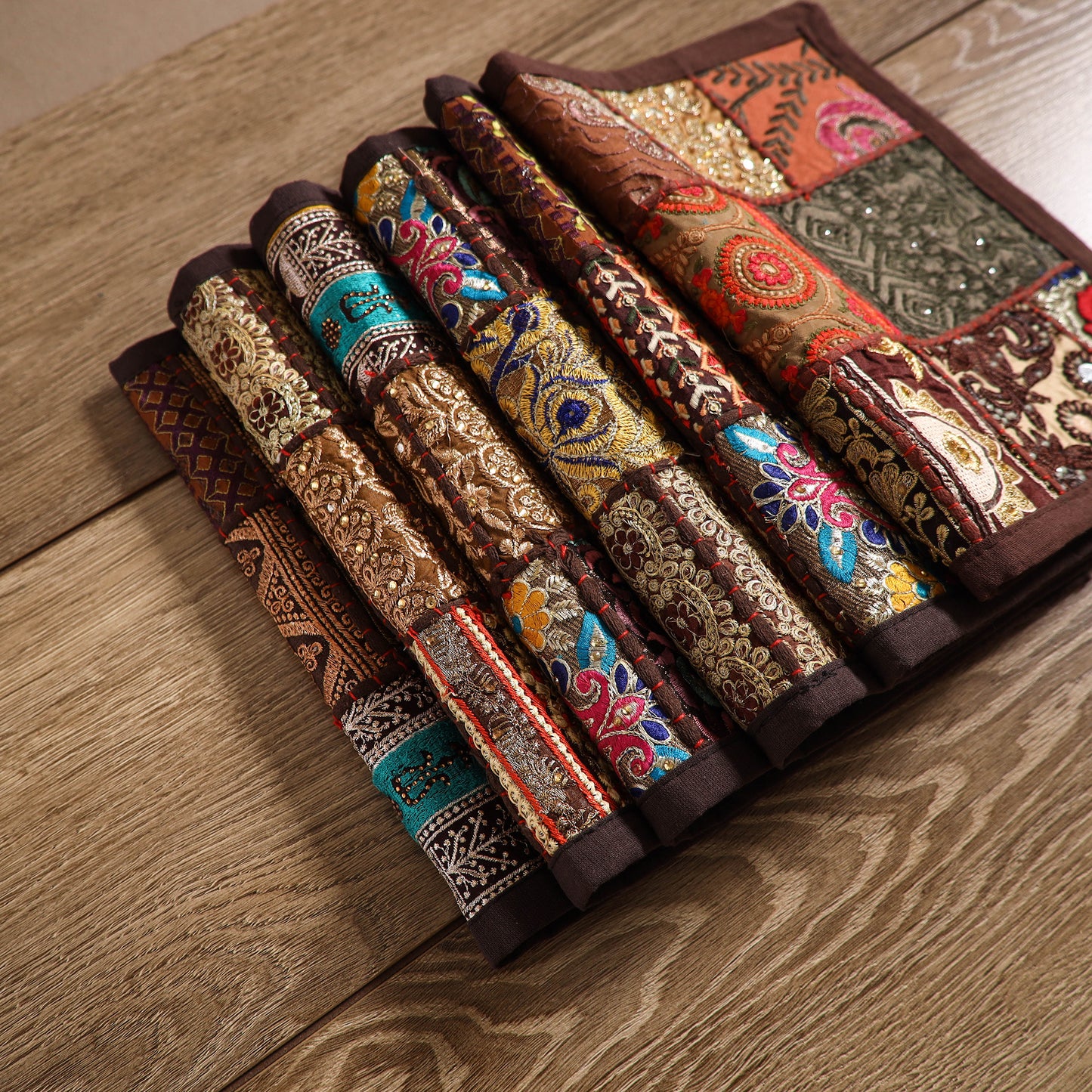 Khambadiya Patchwork Dining Table Mats (Set of 6) 04