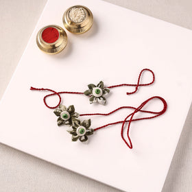 Flower Handmade Thread Work Fabart Rakhi with Lumba Set 121