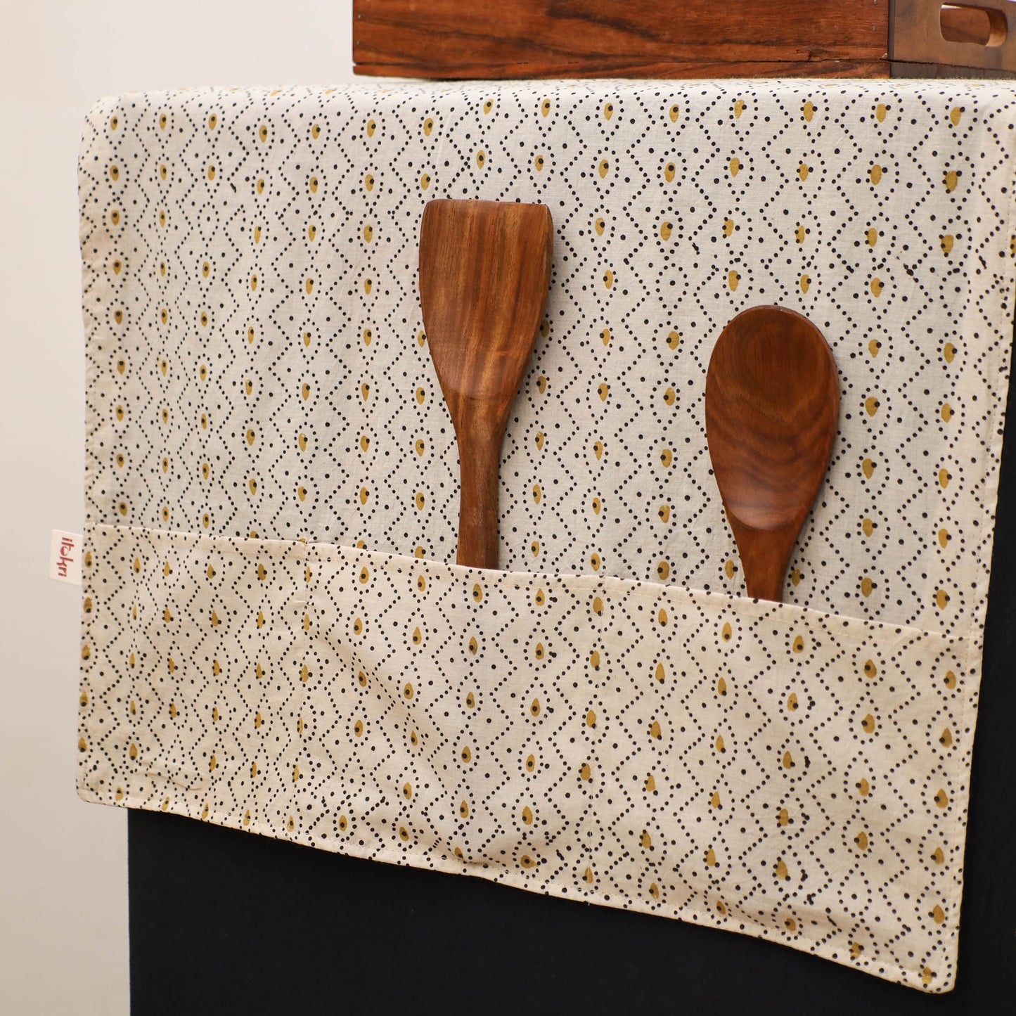 Handmade Fridge Top Cover with Multiple Pockets 127
