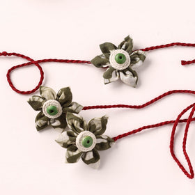 Flower Handmade Thread Work Fabart Rakhi with Lumba Set 121