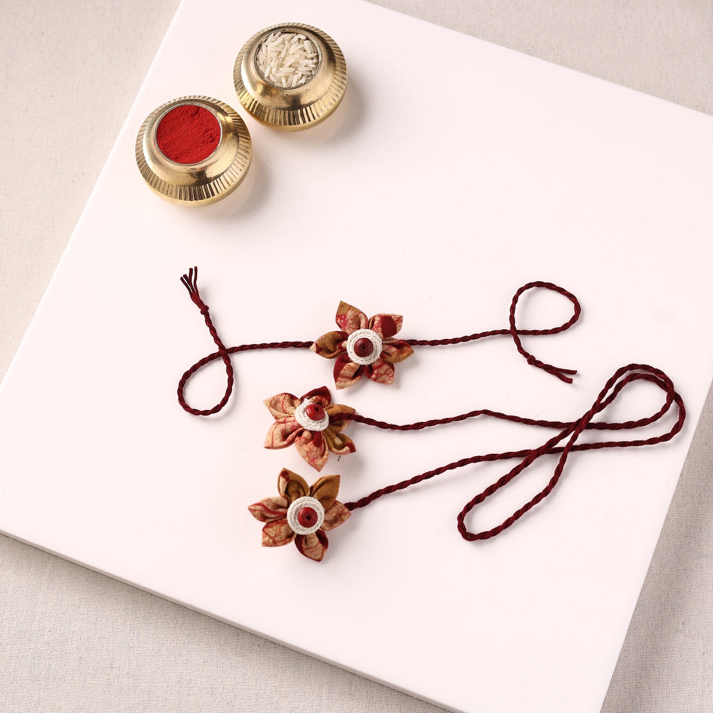 Flower Handmade Thread Work Fabart Rakhi with Lumba Set 122