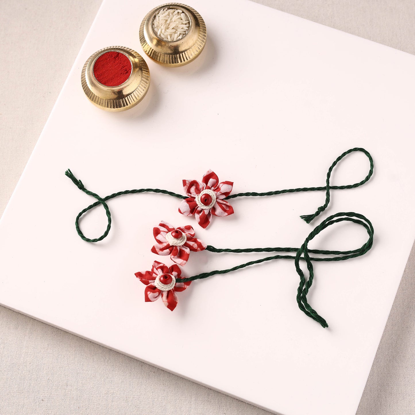 Flower Handmade Thread Work Fabart Rakhi with Lumba Set 124