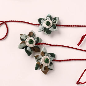 Flower Handmade Thread Work Fabart Rakhi with Lumba Set 129