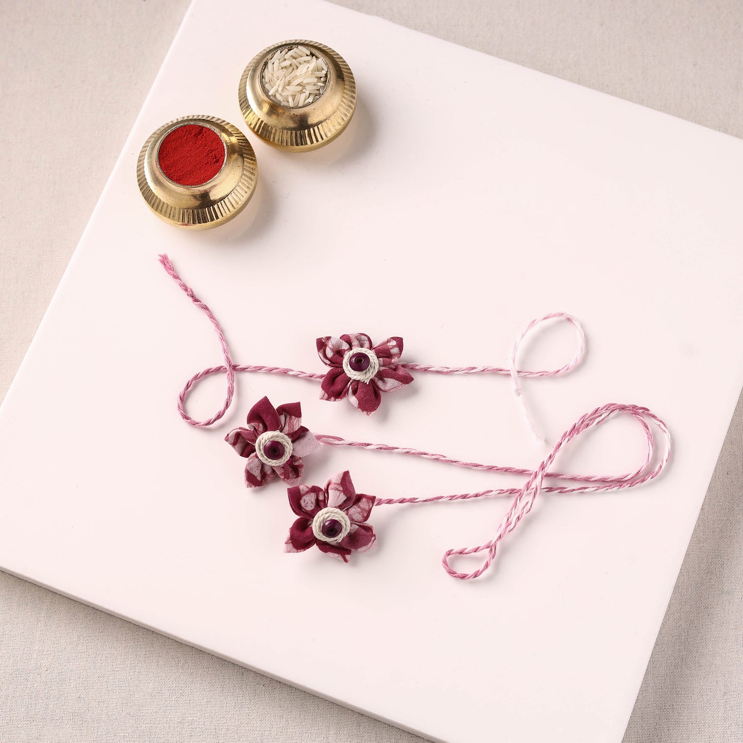 Flower Handmade Thread Work Fabart Rakhi with Lumba Set 132