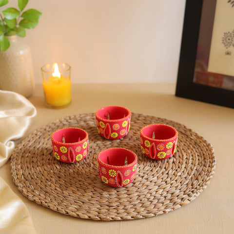 Abstract Pastel Handpainted Terracotta Jali Diyas (Set of 4) 32