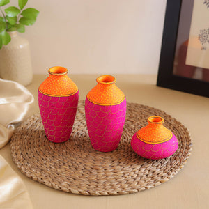 Abstract Pastel Handpainted Terracotta Flower Pots (Set of 3) 30