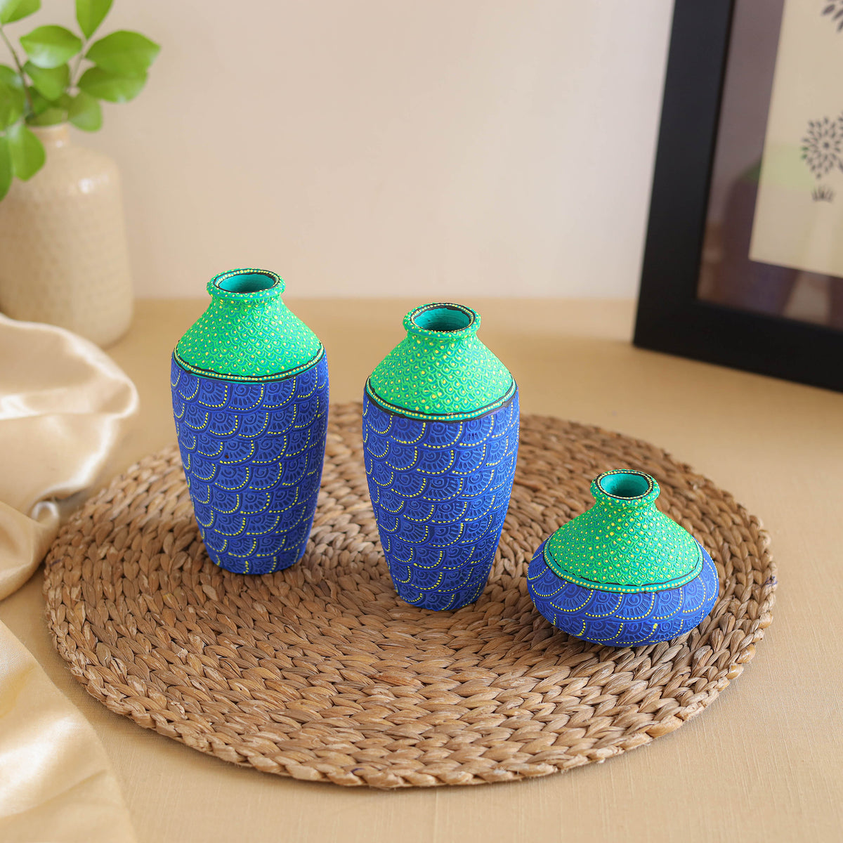 Abstract Pastel Handpainted Terracotta Flower Pots (Set of 3) 27