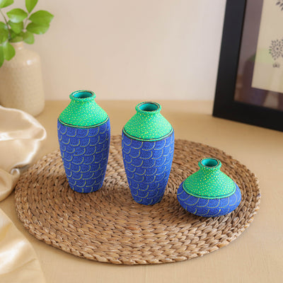 Abstract Pastel Handpainted Terracotta Flower Pots (Set of 3) 27