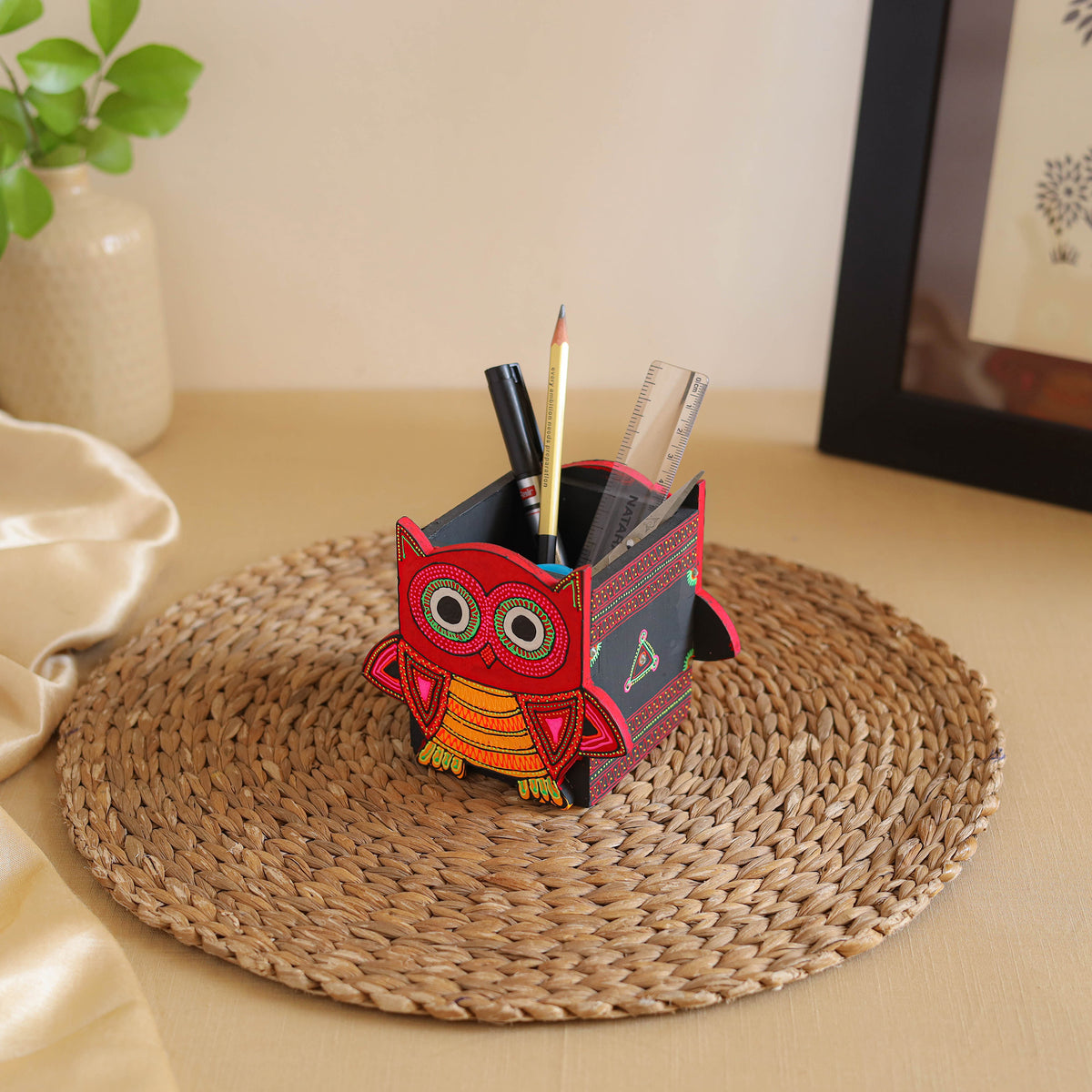Owl - Handpainted Wooden Pen Stand 02