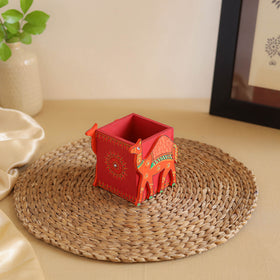Camel - Handpainted Wooden Pen Stand 04