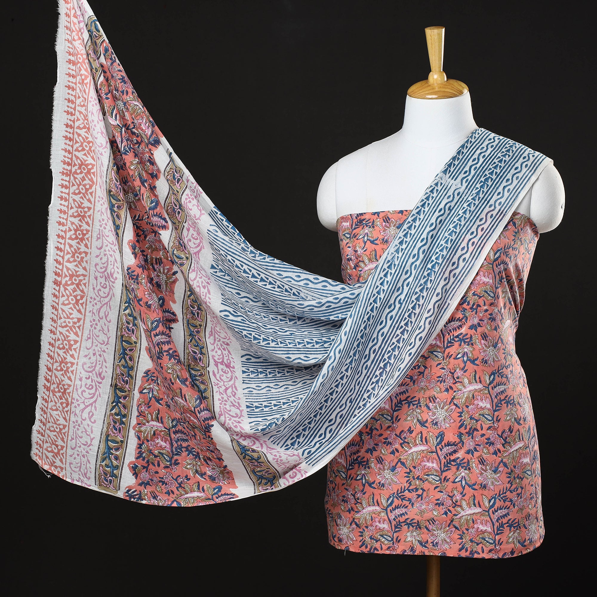 iTokri.com - Bagh Gad Block Printed Cotton 3pc Suit Material Sets by Umar  Faruk Khatri Check Collection - https://www.itokri.com/collections/itokri-partner-bagh-prints-by-umar-faruk-ismail-ji-suleman-ji-khatri  | Facebook