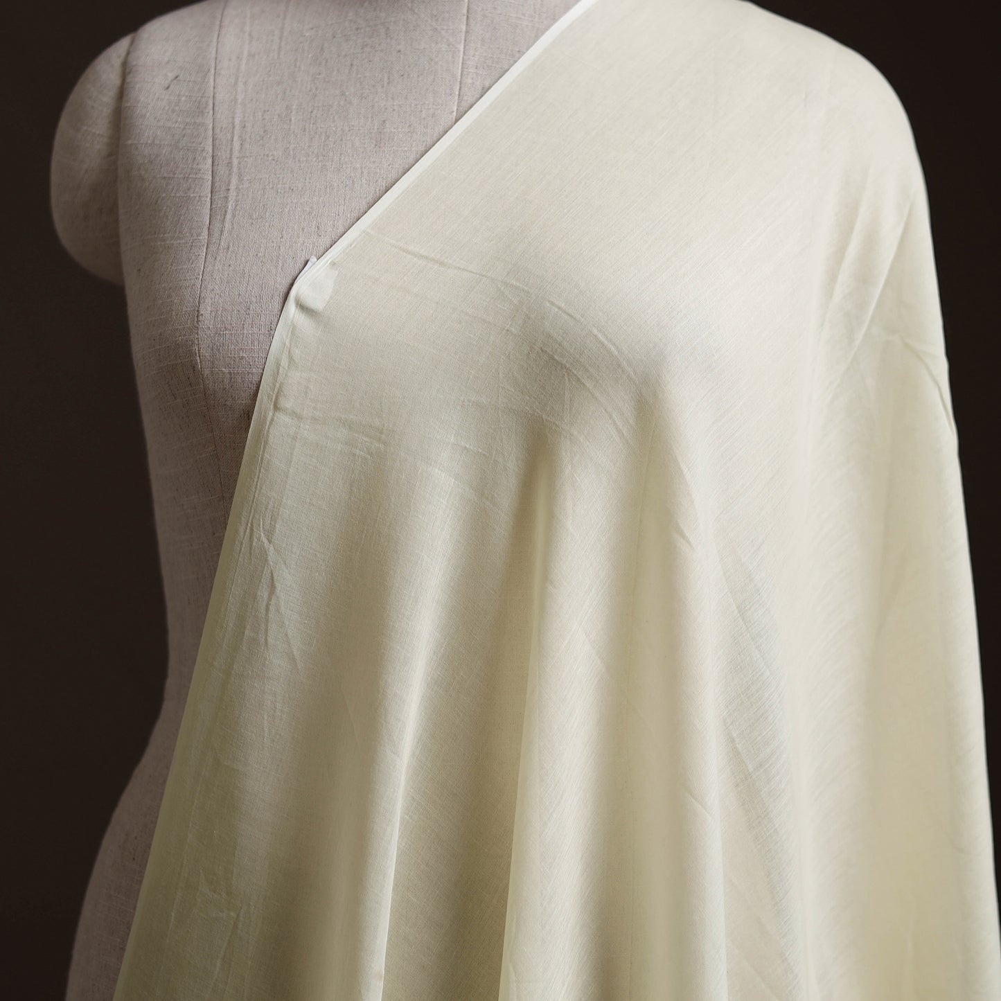Prewashed Pure Mul Cotton Plain Fabric 40