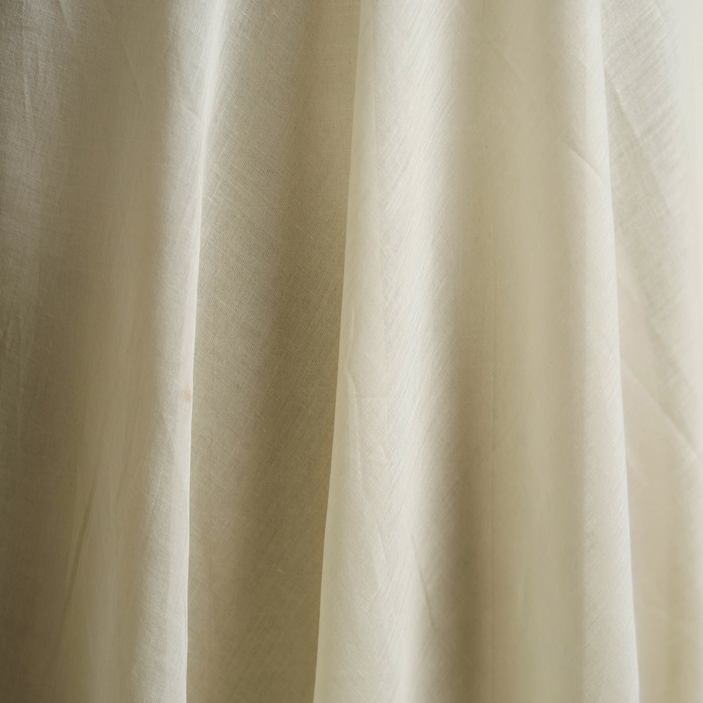 Prewashed Pure Mul Cotton Plain Fabric 40