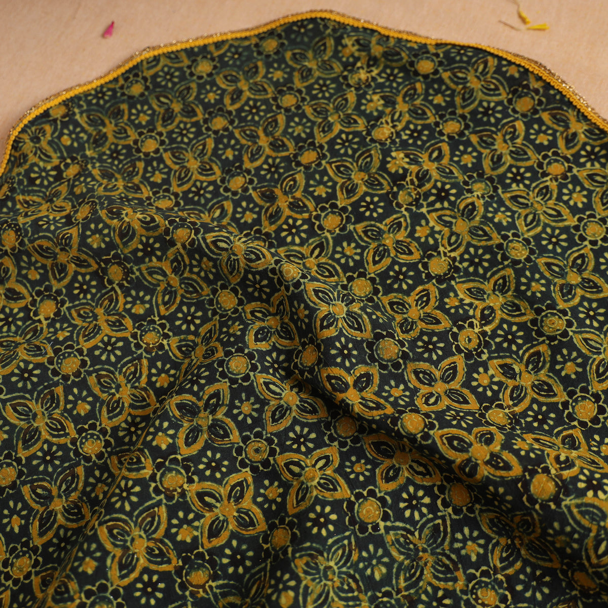 Handcrafted Lace Work Pooja Thali Cover 38