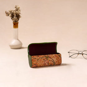 Embossed Leather Flap Kalamkari Spectacle Case by Asalkaar 20