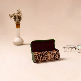 Embossed Leather Flap Kalamkari Spectacle Case by Asalkaar 01