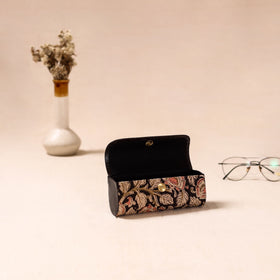 Embossed Leather Flap Kalamkari Spectacle Case by Asalkaar 05