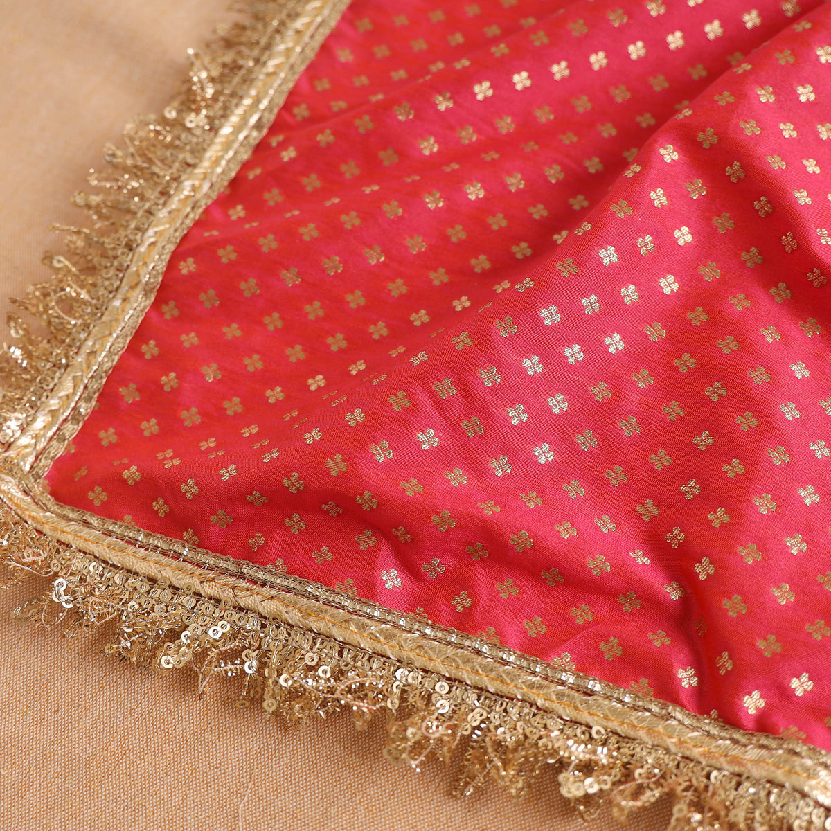 Handcrafted Lace Sequin Work Pooja Thali Cover 28