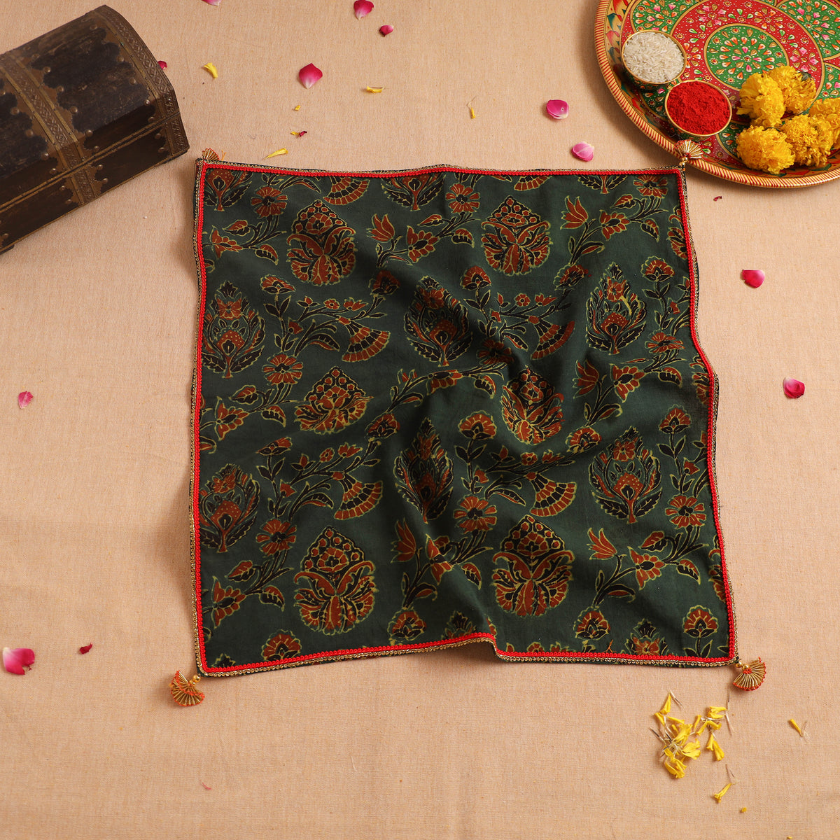 Handcrafted lace work pooja thali cover 43