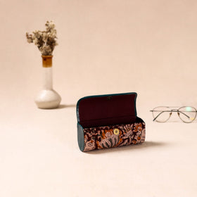 Embossed Leather Flap Kalamkari Spectacle Case by Asalkaar 27
